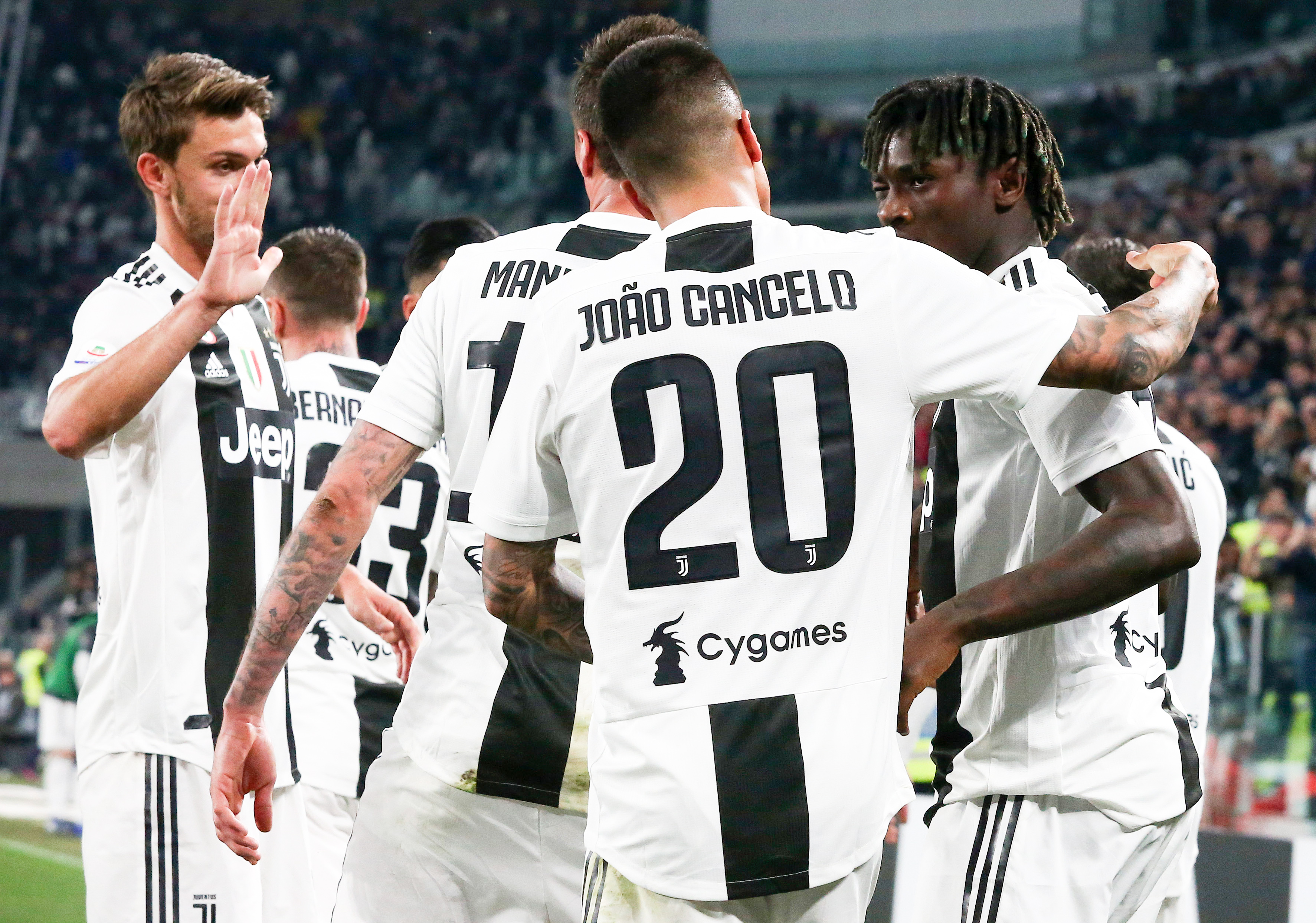 世体：在米利唐受伤后，阿森西奥成皇马唯一完全健康的中后卫（世体：米利唐伤停后，皇马中卫线仅阿森西奥仍保持完全健康）