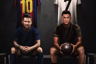 名宿们都拥护梅努？阿莫林：你很难把B费拿下，这是唯一原因（名宿都力挺梅努？阿莫林：B费几乎不可能被换下，这就是唯一原因）