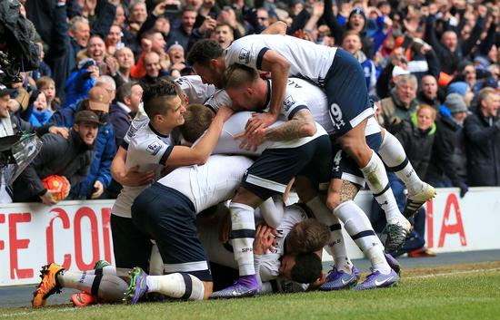 阿斯：即使巴萨最后两轮欧冠全胜，也大概率要去踢附加赛（阿斯报：即便巴萨余下两场欧冠全胜，仍大概率要打附加赛）