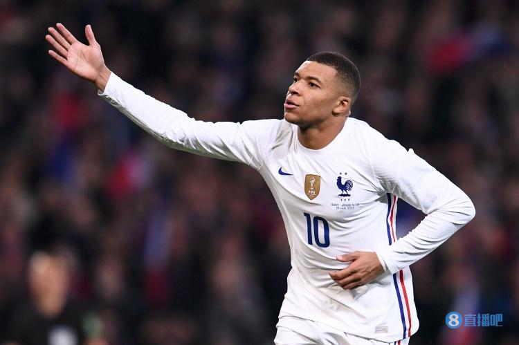 RNM退钱！印度球迷：梅西就亮相了10分钟，人都没看清，退钱！（印度球迷不满：梅西仅亮相10分钟，根本没看清，要求退款）